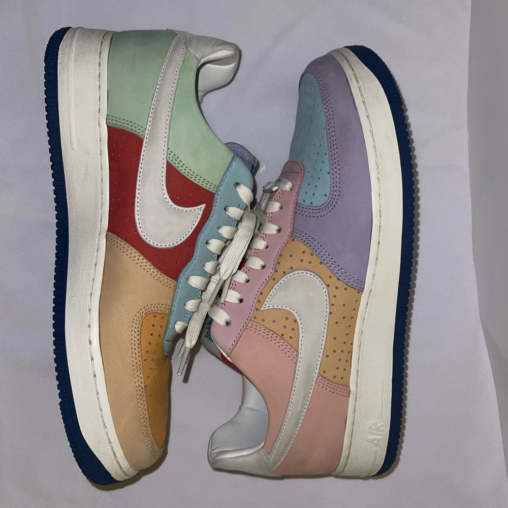 Air Force 1 - Picture 3 of 10